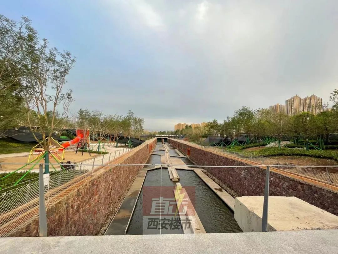 <b>与高新区一路之隔，地铁3号线鱼化寨站旁纯新盘案名</b>